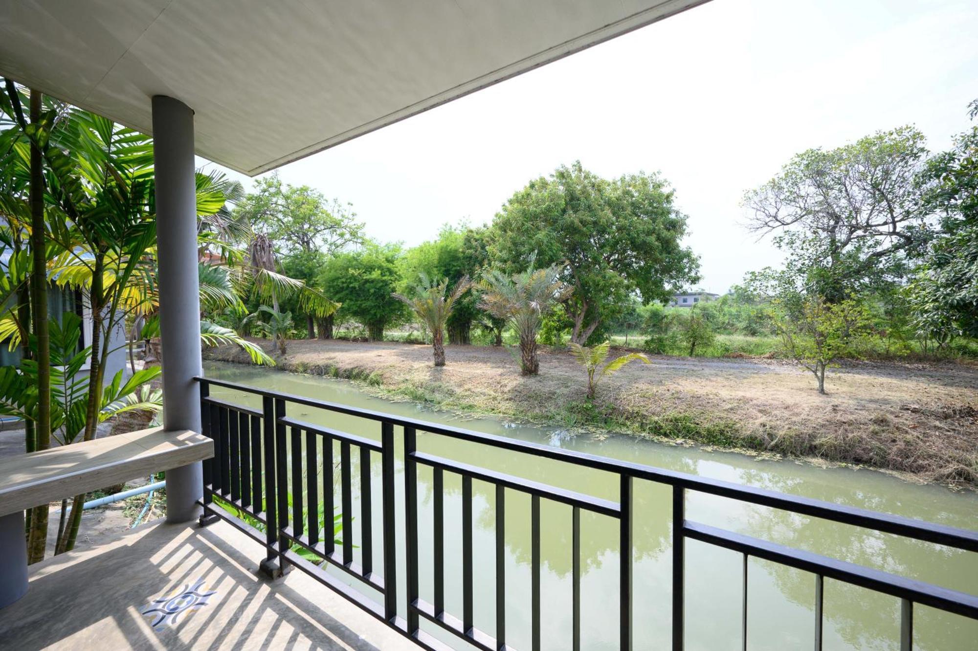 Busaya Resort & Cuisine Nakhon Pathom Exterior foto