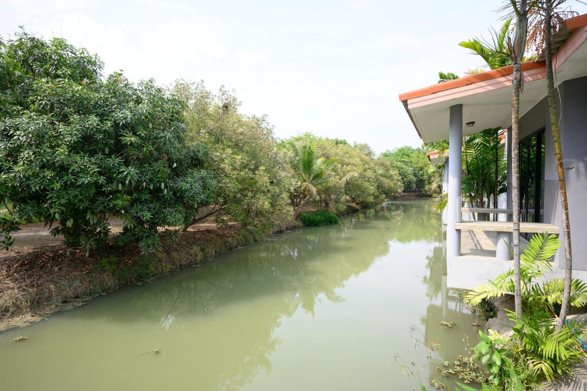 Busaya Resort & Cuisine Nakhon Pathom Exterior foto